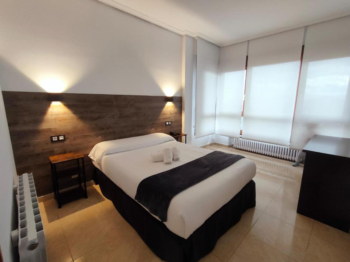 Hotel Artxanda Bilbao Buitenkant foto